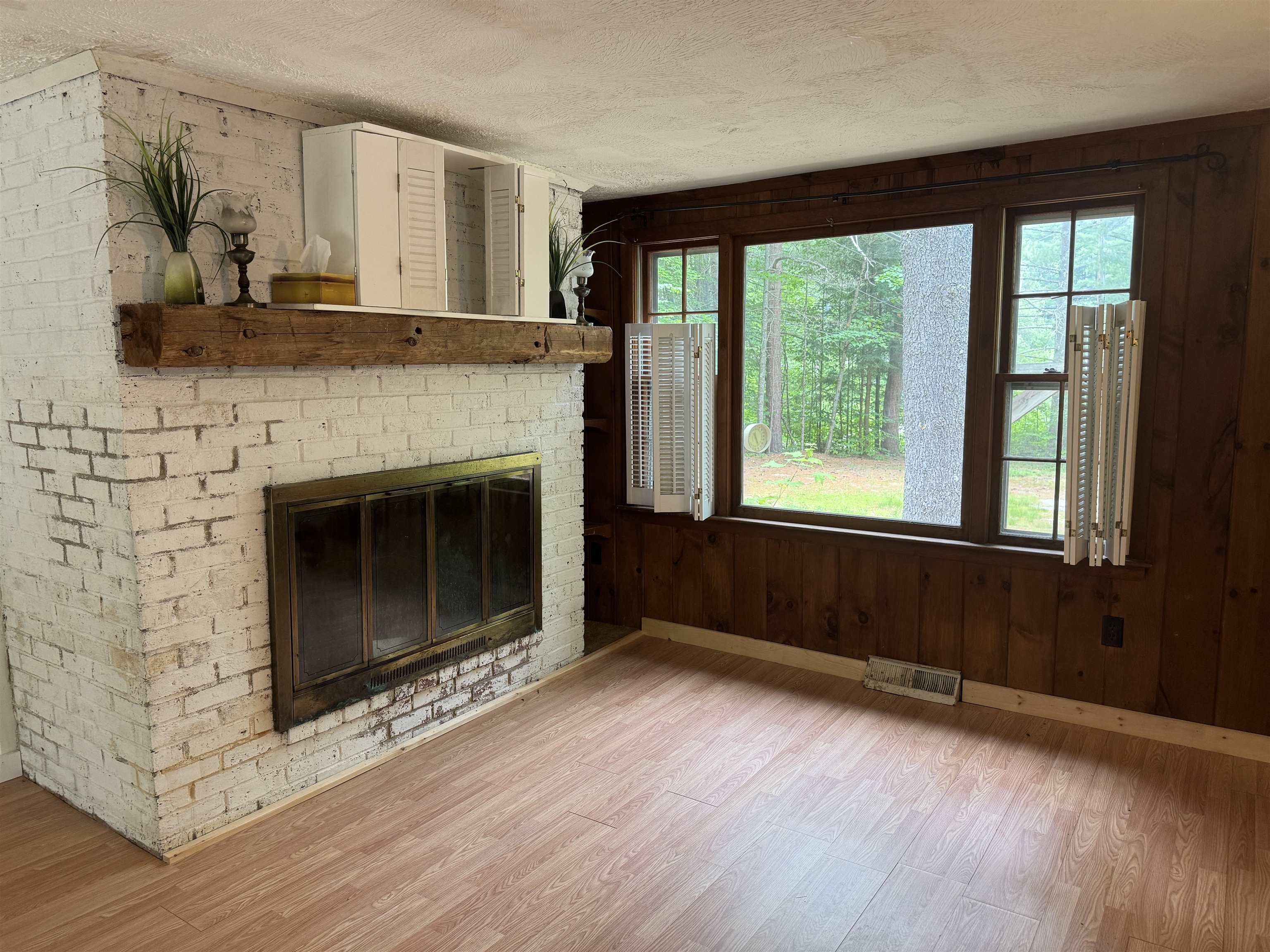 229 Tasker Hill Road Conway, NH 03818 - Photo 9 of 52