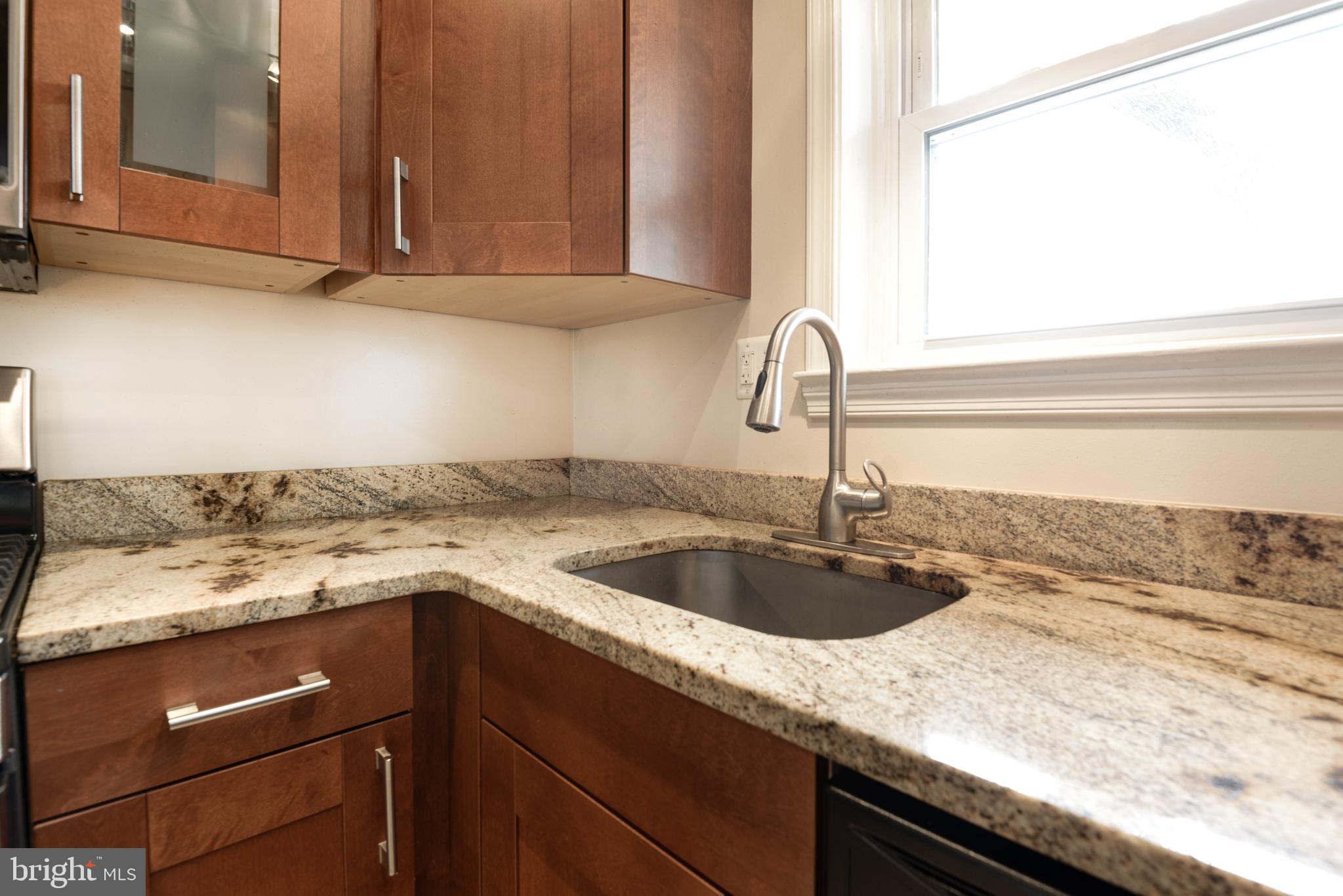 7505 Long Pine Drive Springfield, VA 22151 - Photo 20 of 63 ATTRACTIVE GRANITE COUNTERS