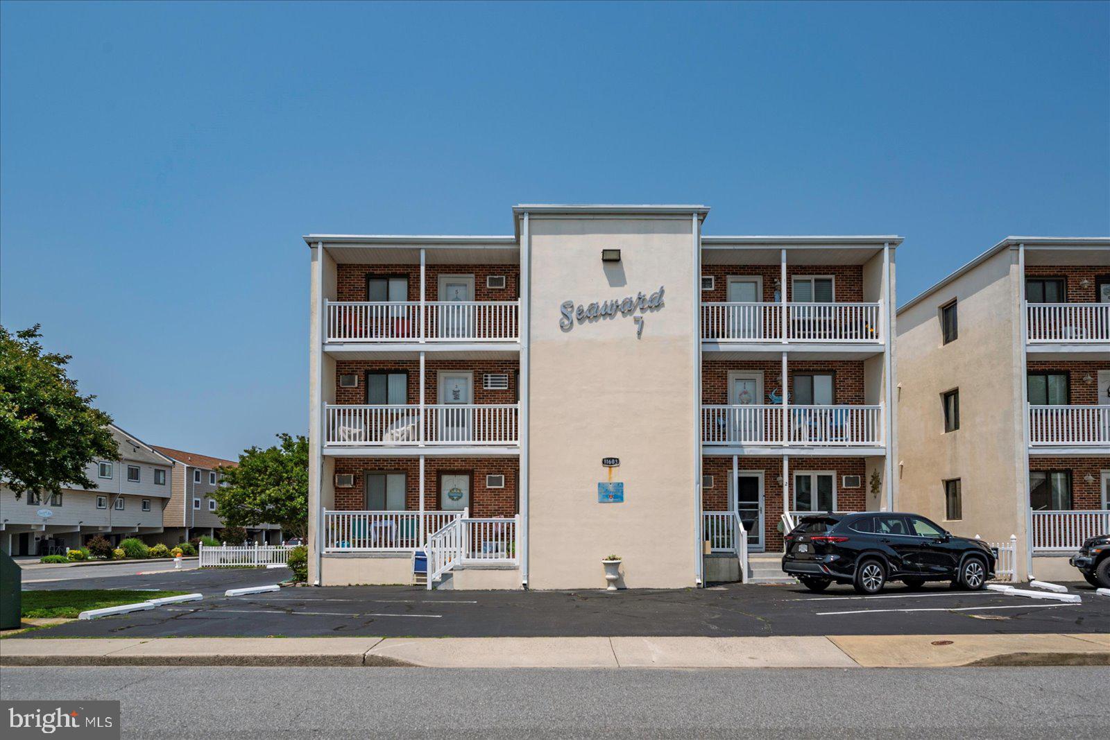 11603 Seaward Road, Unit 6 Ocean City, MD 21842 - Photo 41 of 43 a building view