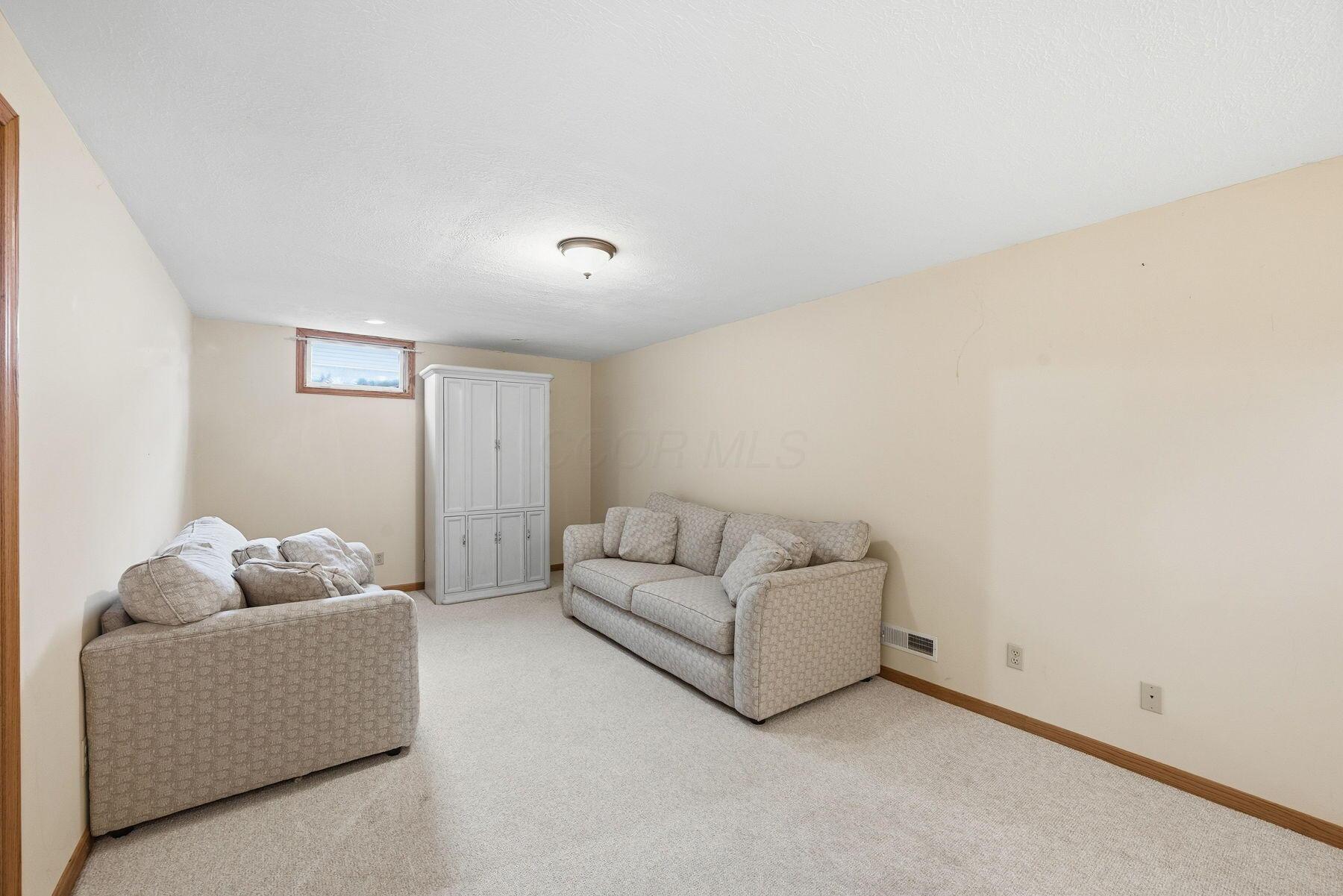 1339 Adare Road Marion, OH 43302 - Photo 47 of 50