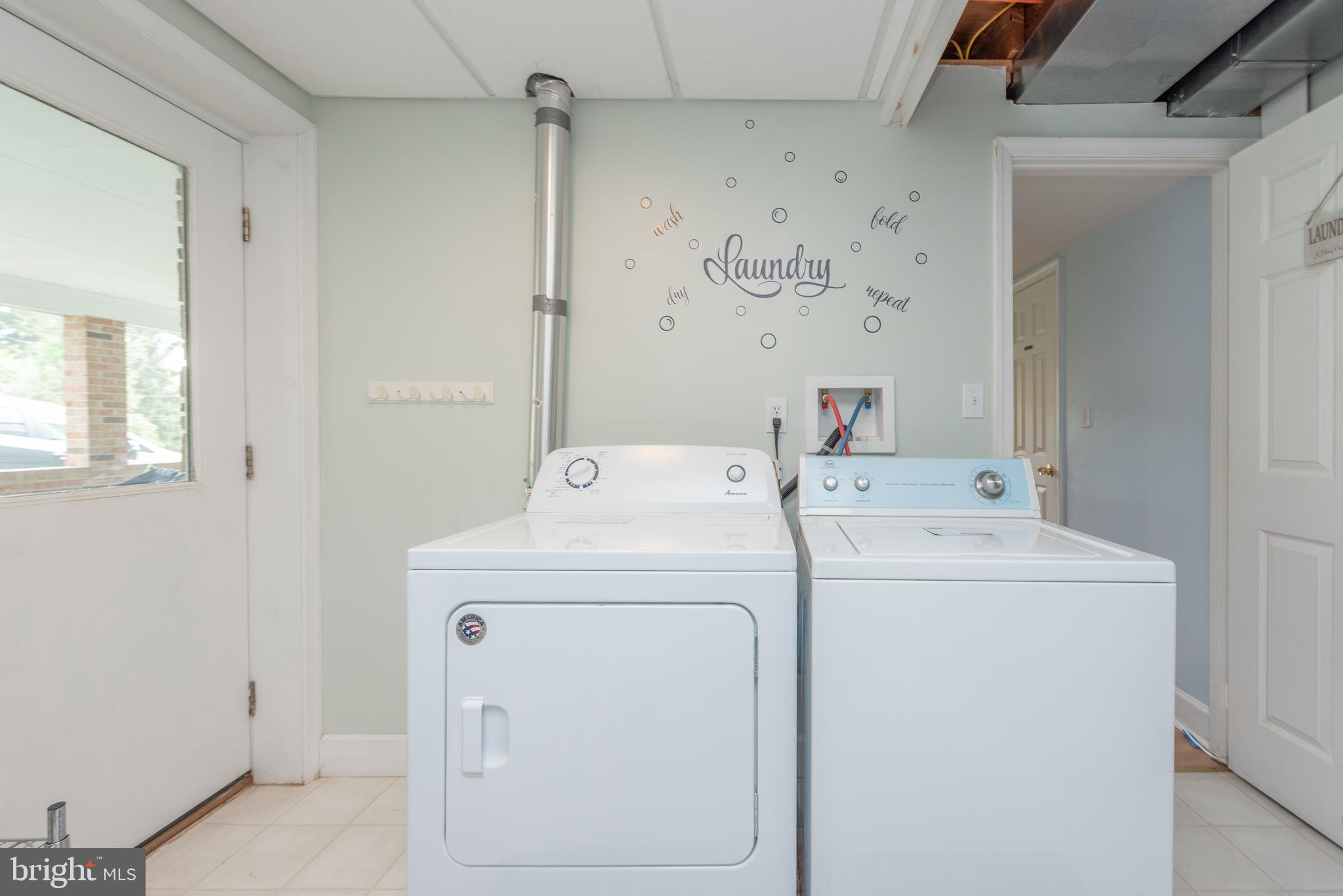 926 Marsh Hill Road McHenry, MD 21541 - Photo 53 of 70 a utility room with dryer and washer