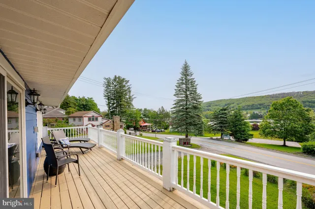 $999,900 | 926 Marsh Hill Road, McHenry, MD 21541