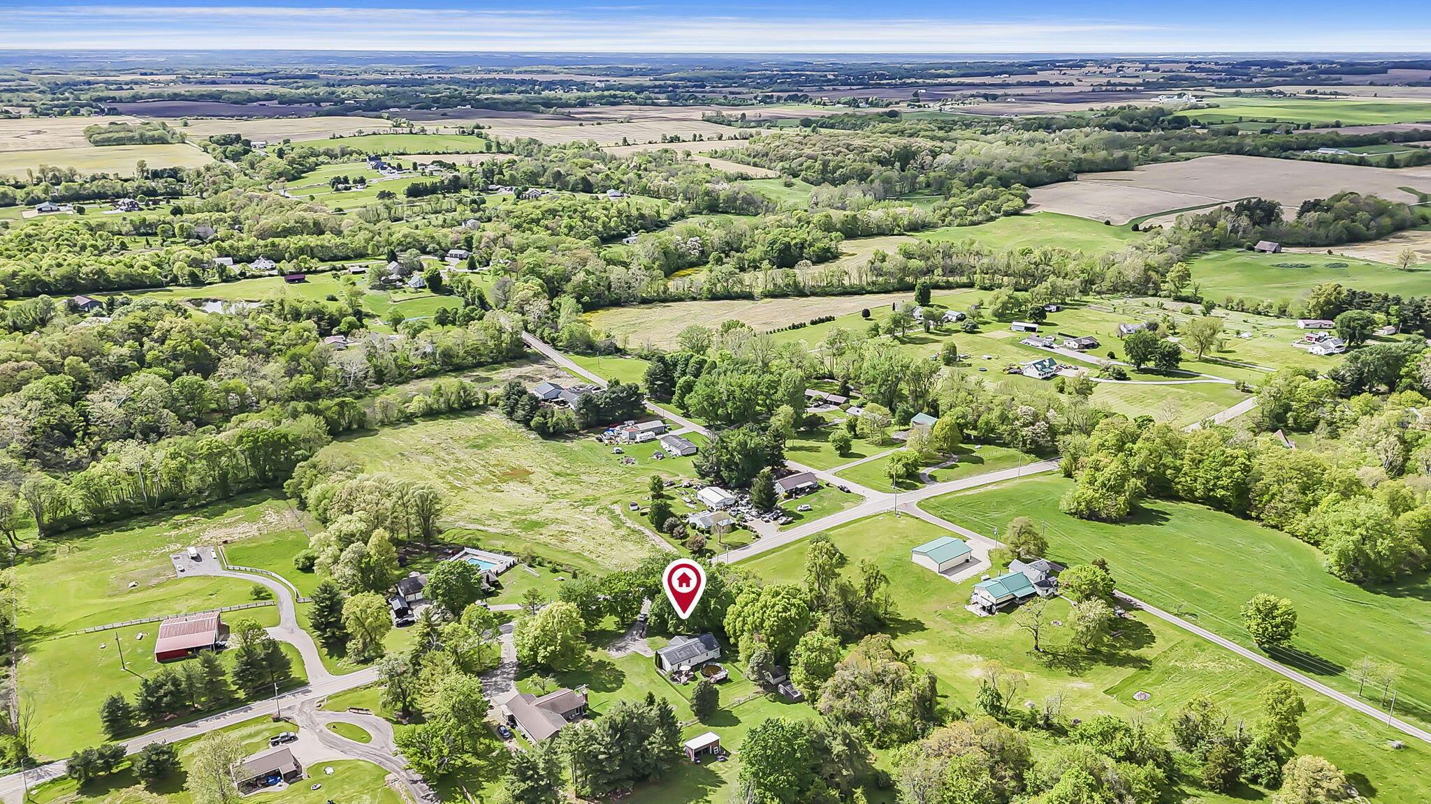 10080 16th Road Southwest Stoutsville, OH 43154 - Photo 37 of 53 49-web-or-mls-DJI_20260501041444_0025_D
