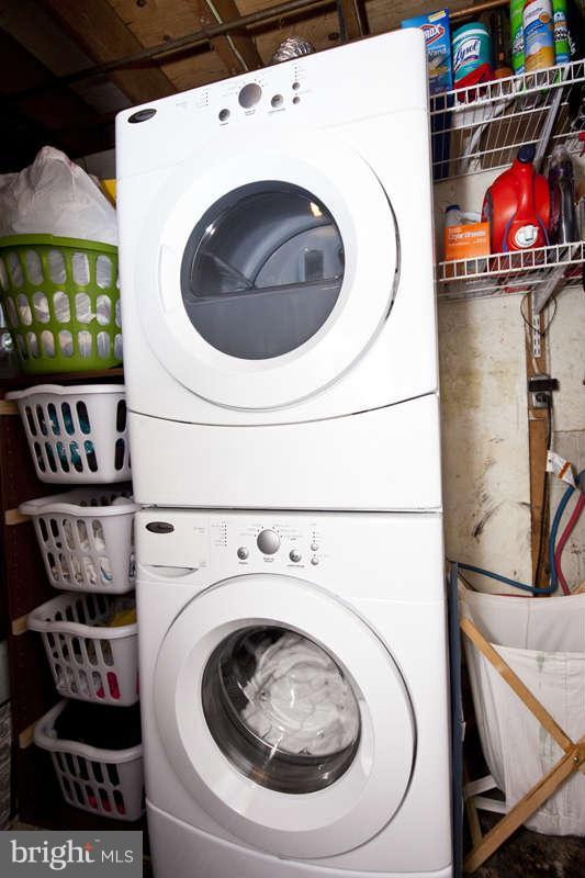 7758 Telegraph Road Severn, MD 21144 - Photo 22 of 29 a utility room with dryer and washer
