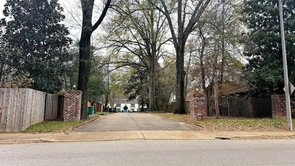 $179,900 | 273 West Central Park Street, Unit 1, Memphis, TN 38111