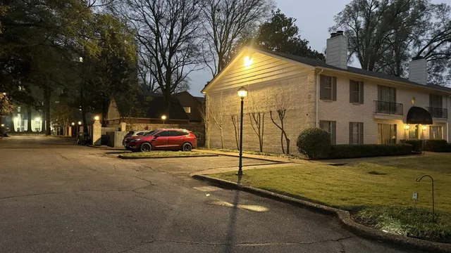 $199,900 | 273 West Central Park Street, Unit 1, Memphis, TN 38111