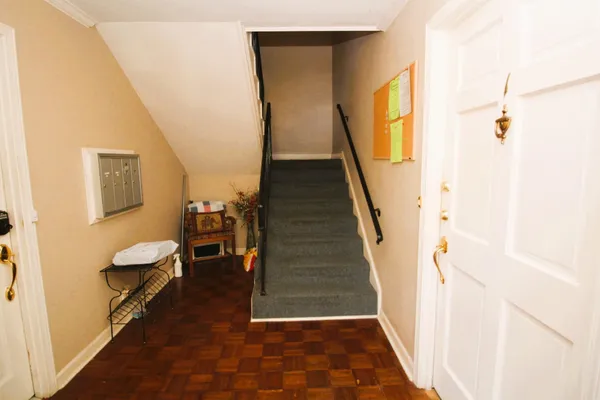 $179,900 | 273 West Central Park Street, Unit 1, Memphis, TN 38111