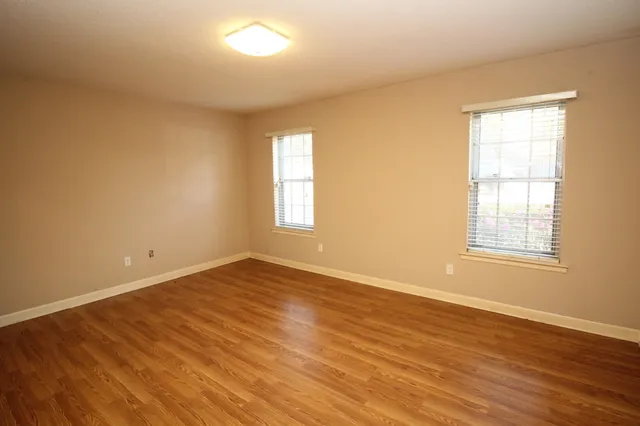 $199,900 | 273 West Central Park Street, Unit 1, Memphis, TN 38111