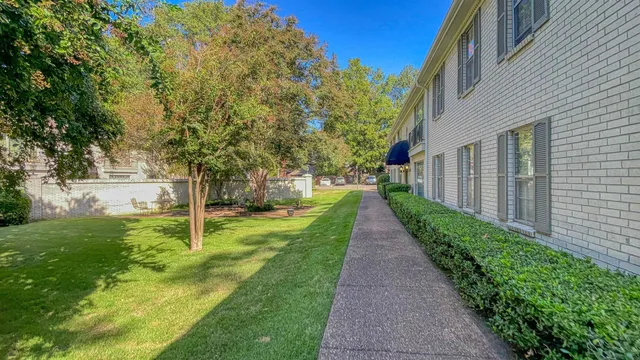 $199,900 | 273 West Central Park Street, Unit 1, Memphis, TN 38111