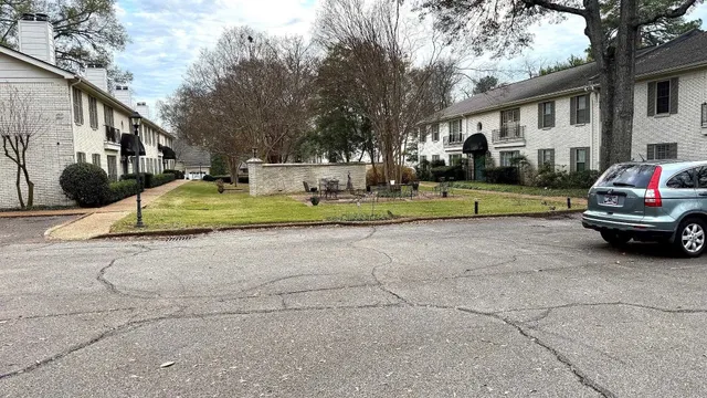 $199,900 | 273 West Central Park Street, Unit 1, Memphis, TN 38111