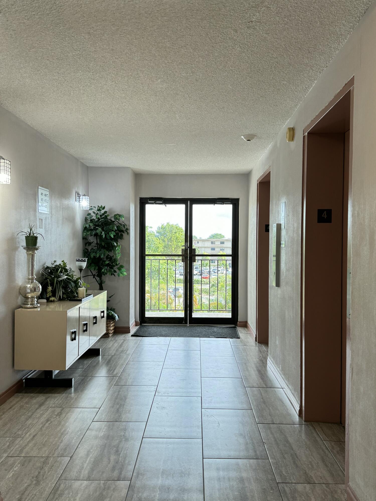9355 Southwest 8th Street, Unit 417 Boca Raton, FL 33428 - Photo 19 of 27 IMG_9148