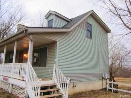 46800 Hull Road Belleville, MI 48111 - Photo 2 of 18 IMG_4200.JPG