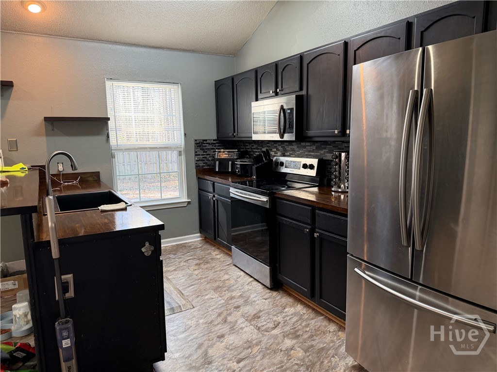 487 Shadowbrook Circle Springfield, GA 31329 - Photo 12 of 27