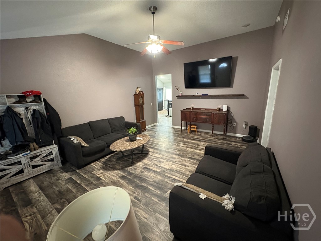 487 Shadowbrook Circle Springfield, GA 31329 - Photo 5 of 25