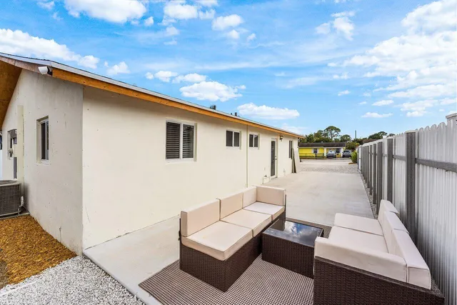 $499,000 | 5923 Mango Road, West Palm Beach, FL 33413