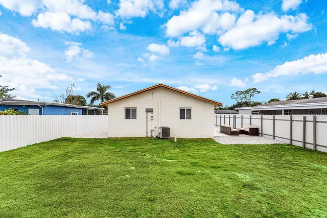 $499,000 | 5923 Mango Road, West Palm Beach, FL 33413