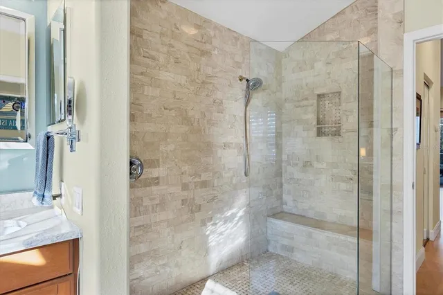 $895,000 | 6923 Cumberland Terrace, University Park, FL 34201