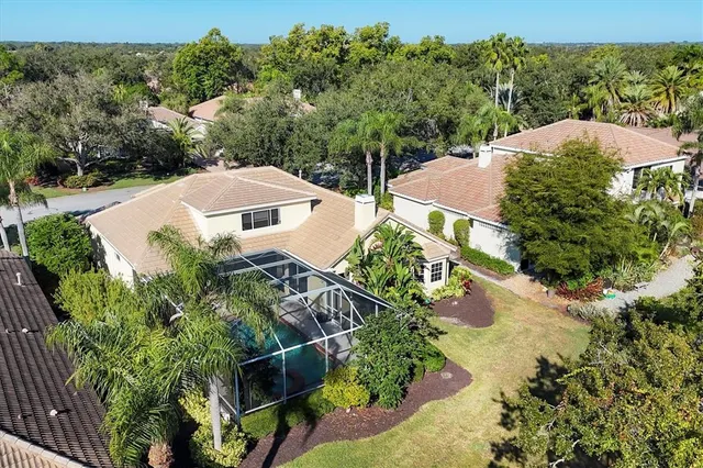 $895,000 | 6923 Cumberland Terrace, University Park, FL 34201