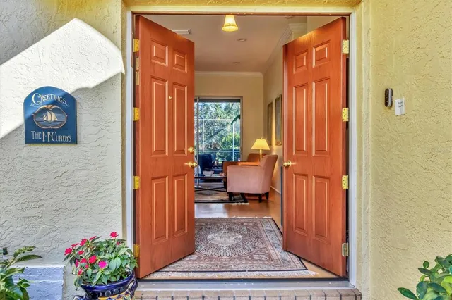 $895,000 | 6923 Cumberland Terrace, University Park, FL 34201