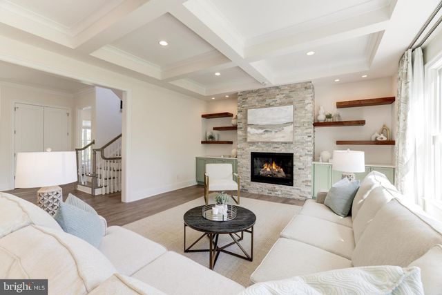 $1,905,000 | 6631 Tucker Avenue, McLean, VA 22101