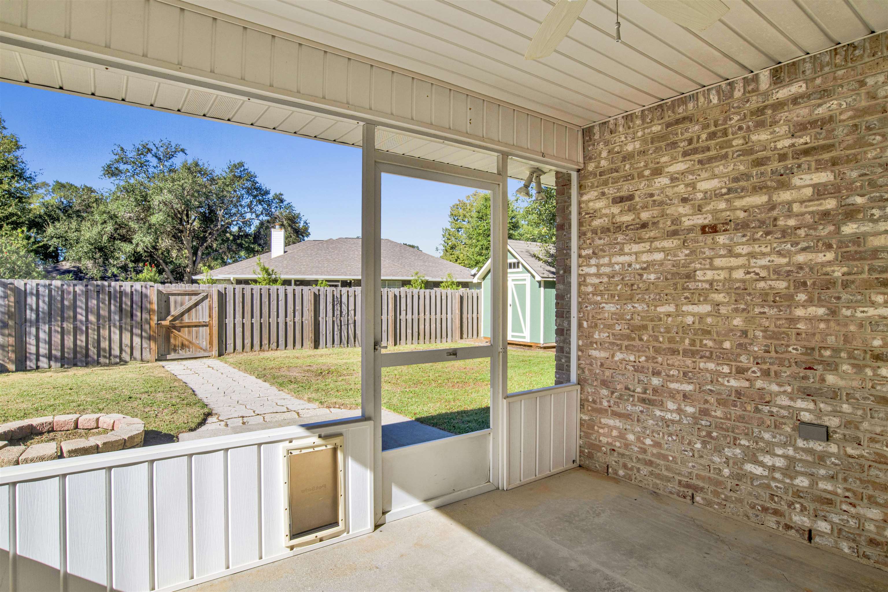 7145 Raintree Lane Gulf Shores, AL 36542 - Photo 19 of 25 Sun Room