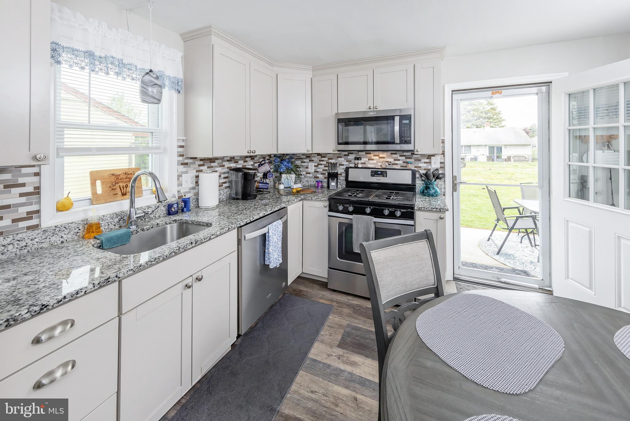 447 Flanders Road Bellmawr, NJ 08031 - Photo 9 of 16 Kitchen