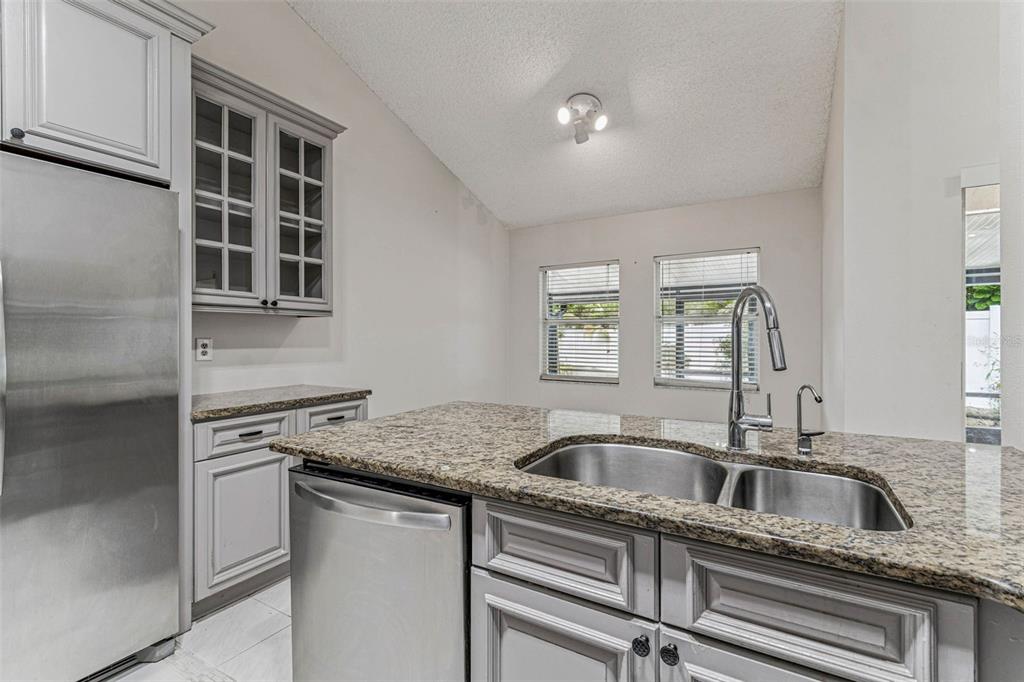 7206 Ridgeport Drive Tampa, FL 33647 - Photo 14 of 78