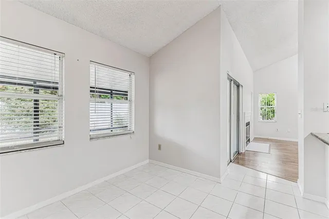 $2,600 | 7206 Ridgeport Drive, Tampa, FL 33647