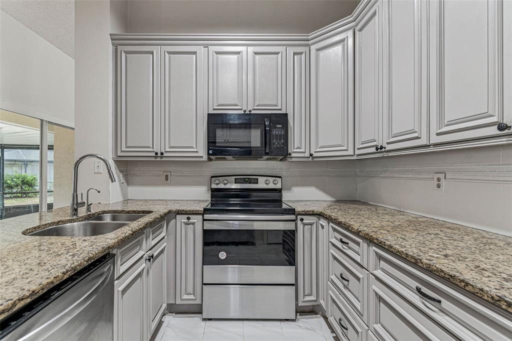 7206 Ridgeport Drive Tampa, FL 33647 - Photo 7 of 78