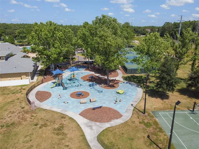 $2,600 | 7206 Ridgeport Drive, Tampa, FL 33647