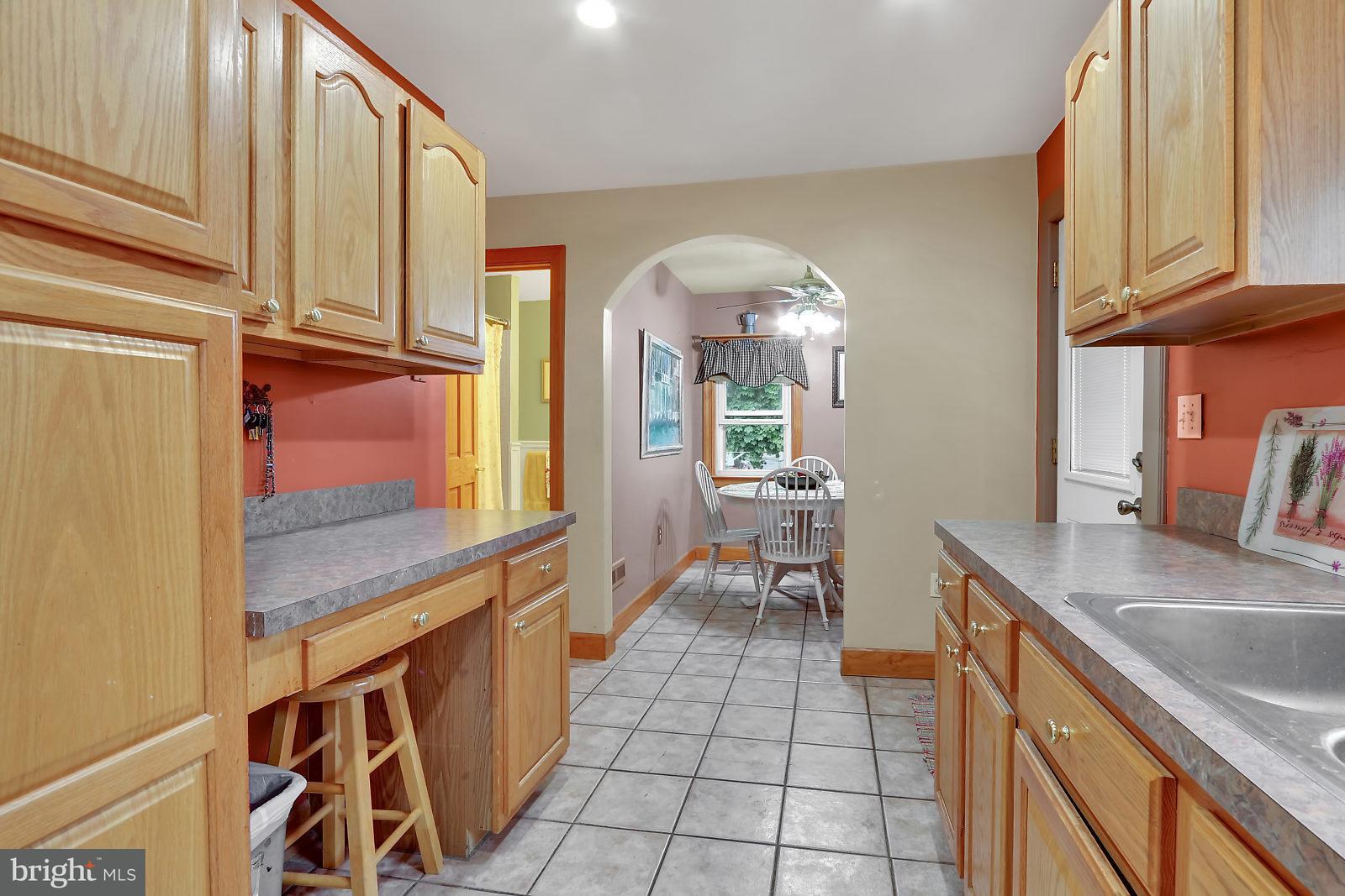 13 Rutherford Road Harrisburg, PA 17109 - Photo 9 of 25 Gallery Image 9