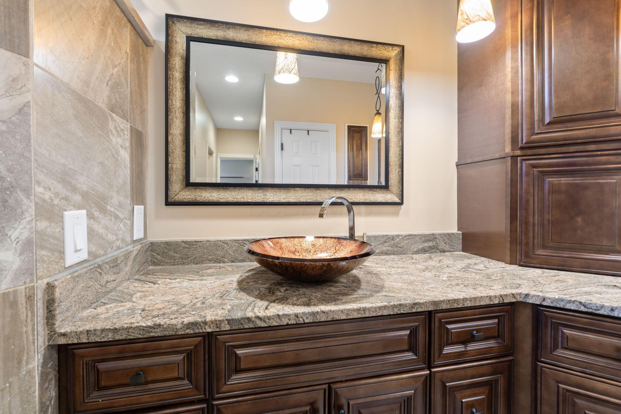13970 Chambers Road Sunbury, OH 43074 - Photo 75 of 133 13970 Chambers Rd (Interior)-35