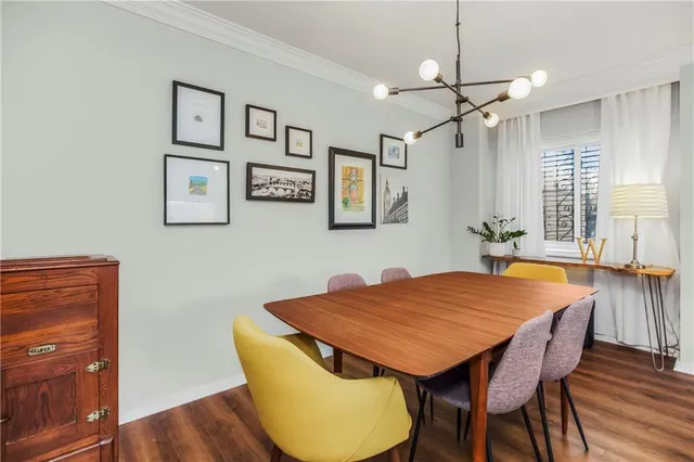 $285,000 | 4740 Roanoke Parkway, Unit 201, Kansas City, MO 64112