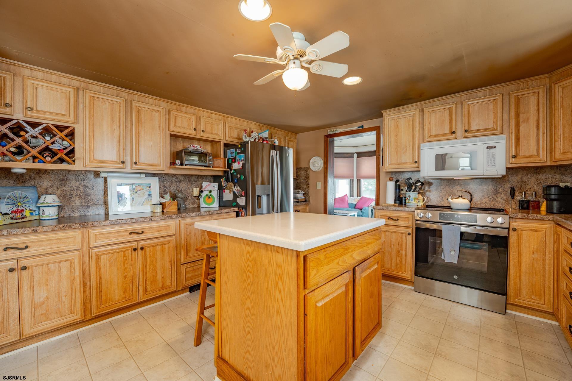 216 East Fern Road Wildwood Crest, NJ 08260 - Photo 30 of 93