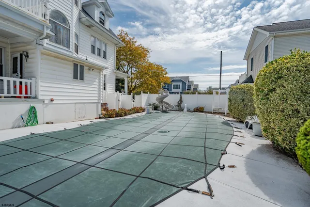 $2,499,900 | 216 East Fern Road, Wildwood Crest, NJ 08260