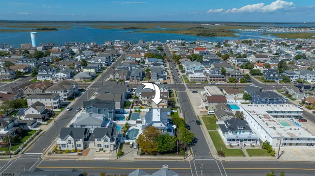 $2,499,900 | 216 East Fern Road, Wildwood Crest, NJ 08260