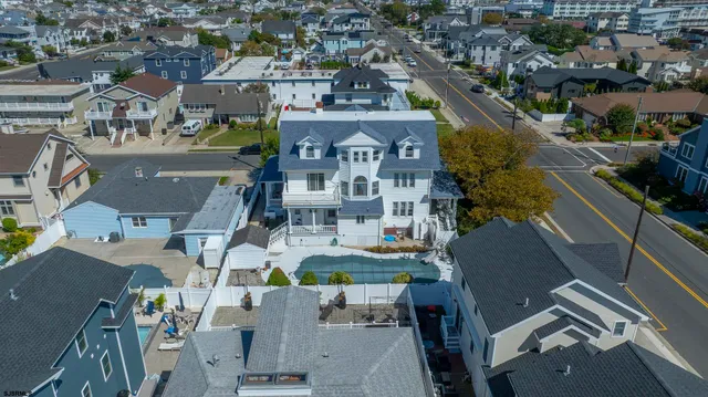 $2,499,900 | 216 East Fern Road, Wildwood Crest, NJ 08260