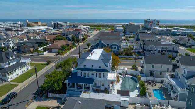 $2,499,900 | 216 East Fern Road, Wildwood Crest, NJ 08260