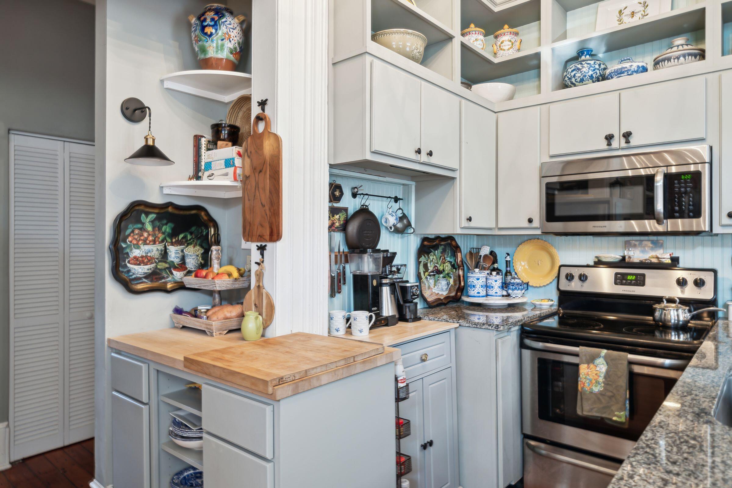 12 Bee Street, Unit A Charleston, SC 29403 - Photo 24 of 49 12BeeSt-KeenEyeMarketing-026
