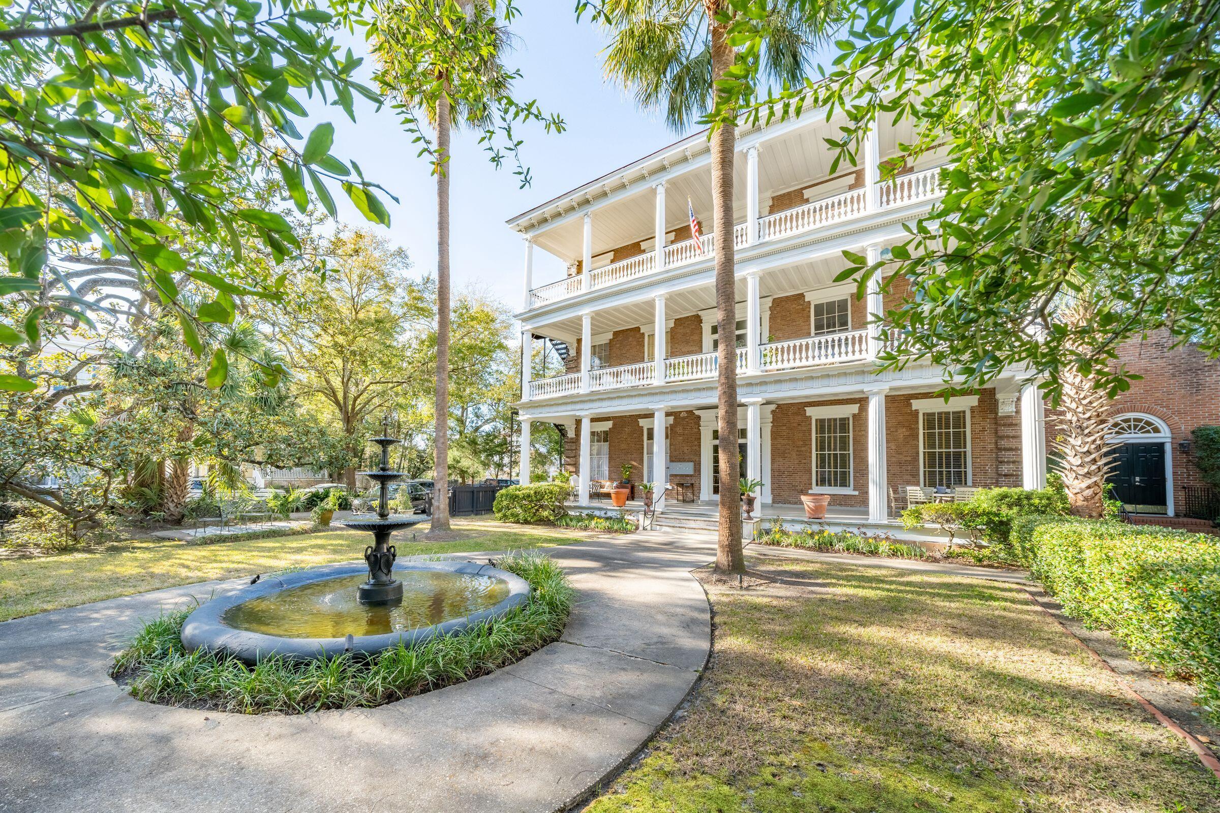 12 Bee Street, Unit A Charleston, SC 29403 - Photo 5 of 49 12BeeSt-KeenEyeMarketing-003