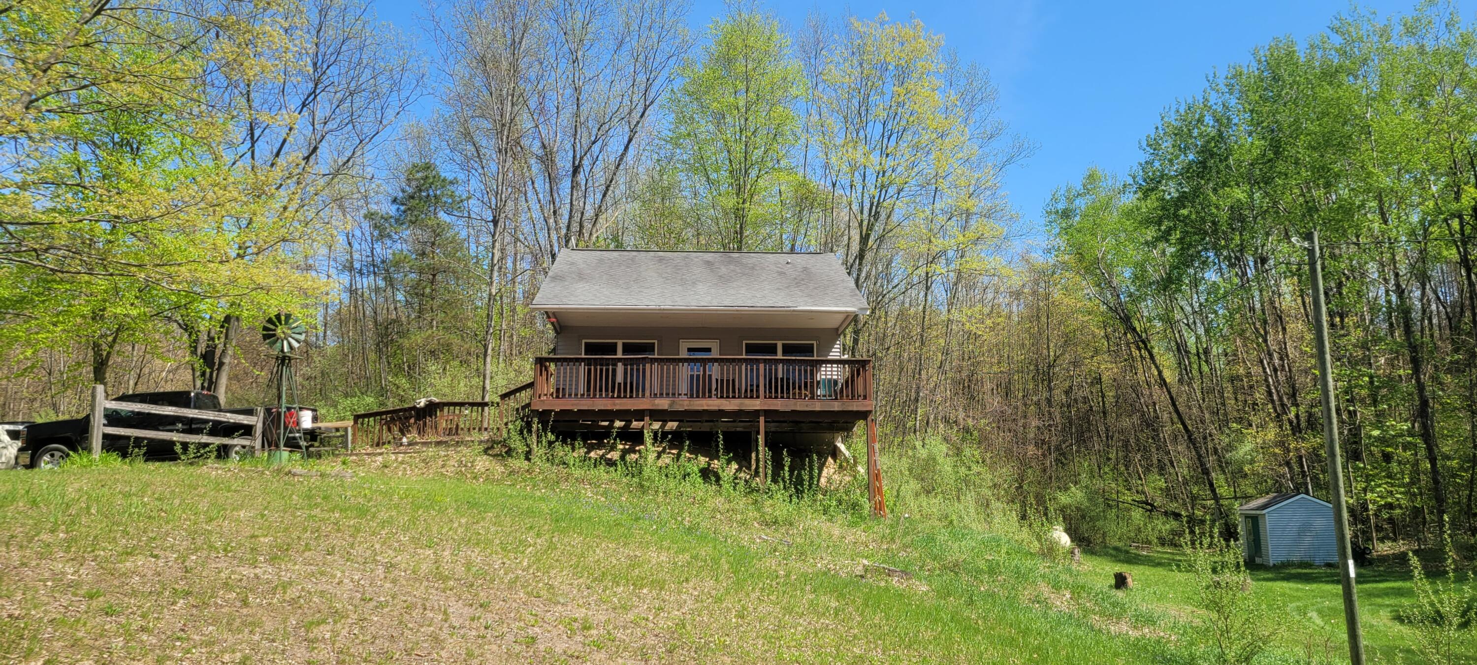 2521 Wolf Road Hart, MI 49420 - Photo 7 of 42 20230511_152536