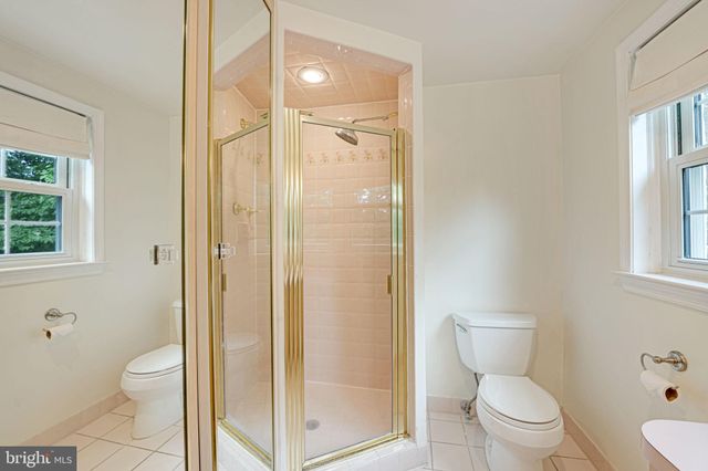 $940,000 | 1016 North Quantico Street, Arlington, VA 22205