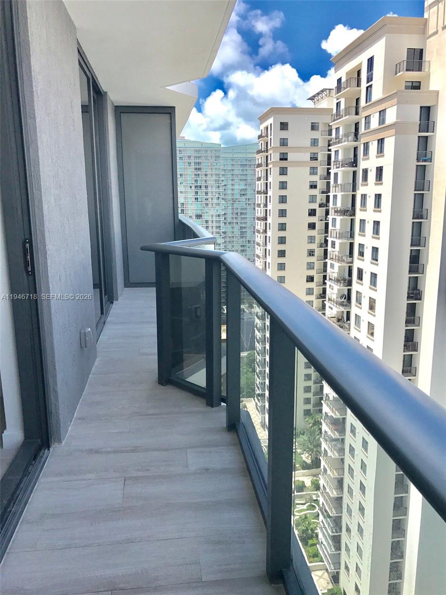 55 Southwest 9th Street, Unit 2807 Miami, FL 33130 - Photo 12 of 20 a view of balcony with city view