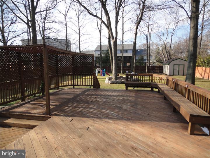 26 Ranoldo Terrace Cherry Hill, NJ 08034 - Photo 24 of 25 Deck
