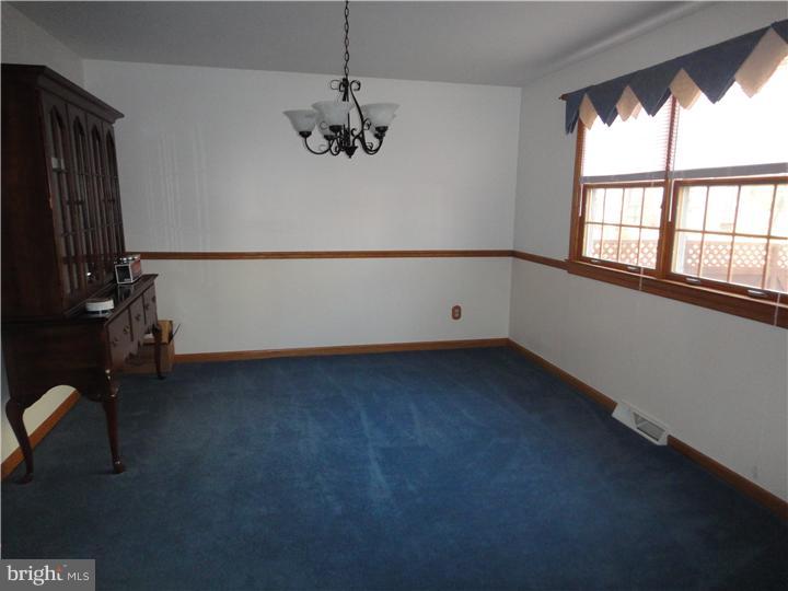 26 Ranoldo Terrace Cherry Hill, NJ 08034 - Photo 5 of 25 Dining Room