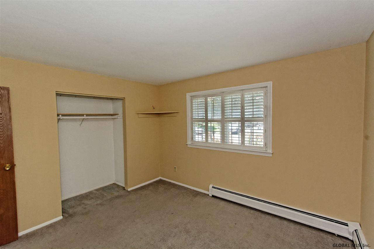 60 Meadowbrook Road Colonie, NY 12189 - Photo 11 of 21 Photo 11