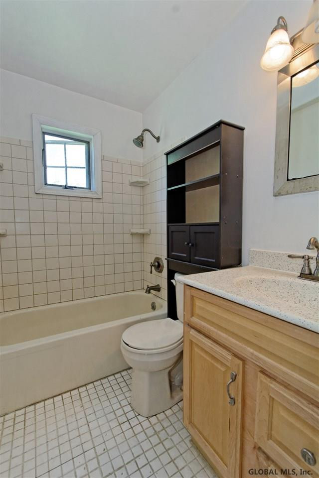 60 Meadowbrook Road Colonie, NY 12189 - Photo 17 of 21 Photo 17