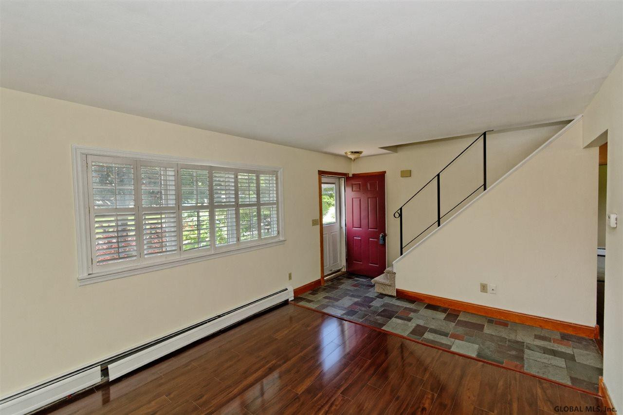 60 Meadowbrook Road Colonie, NY 12189 - Photo 4 of 21 Photo 4