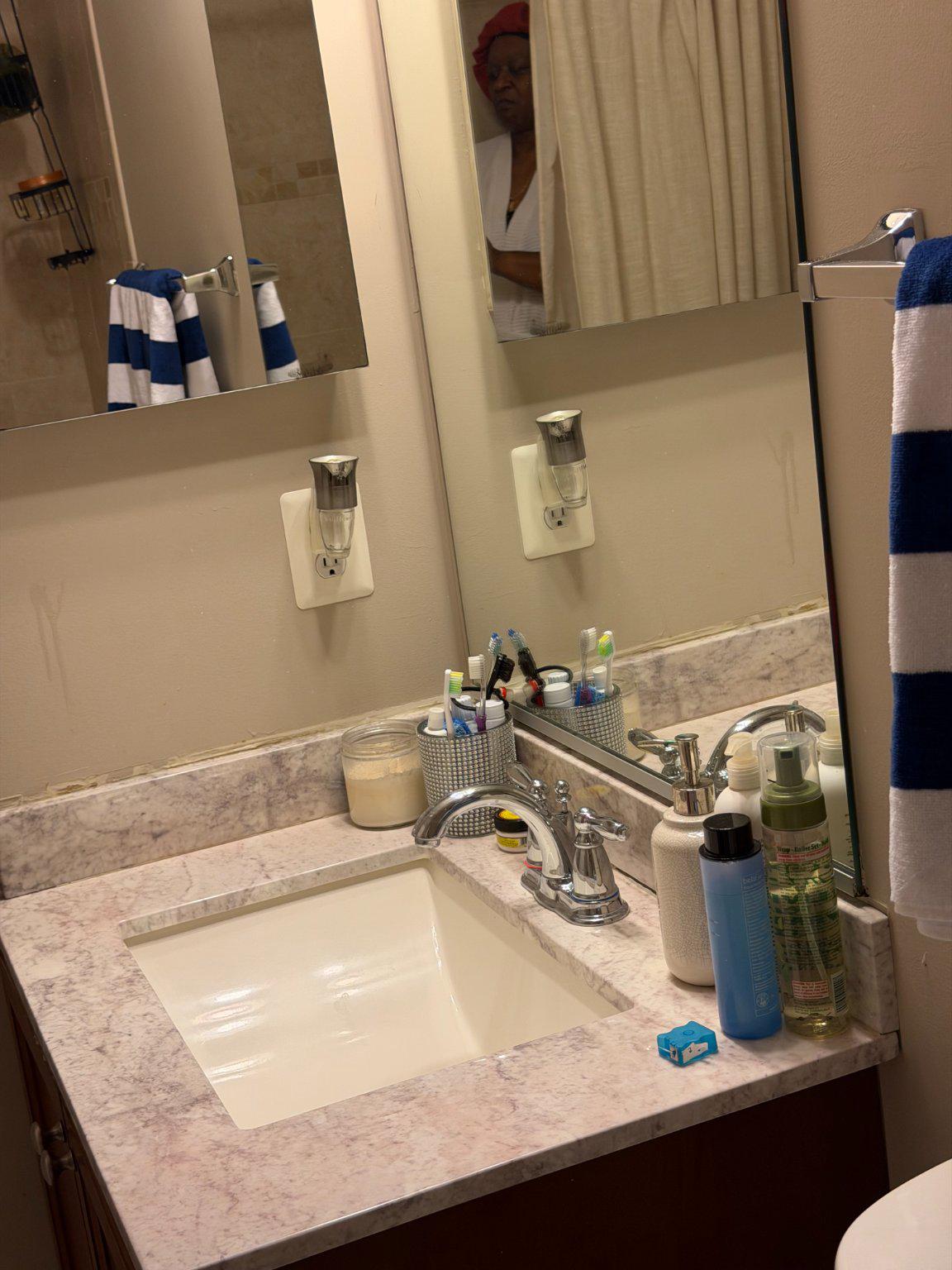14108 Jones Bridge Road Upper Marlboro, MD 20774 - Photo 30 of 36 Ensuite bathroom