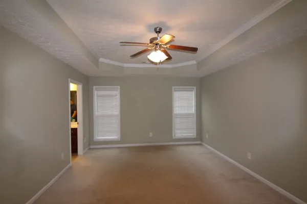 a view of empty room with window
